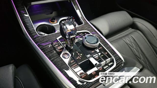 BMW X7 (G07) xDrive 40i M Sport 6인승, 2022 9