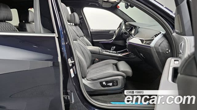BMW X7 (G07) xDrive 40i M Sport 6인승, 2022 10
