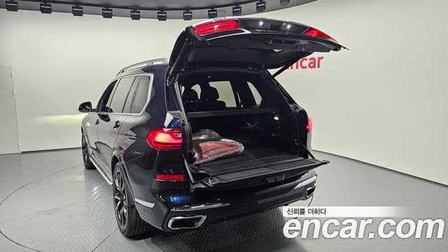 BMW X7 (G07) xDrive 40i M Sport 6인승, 2022 20