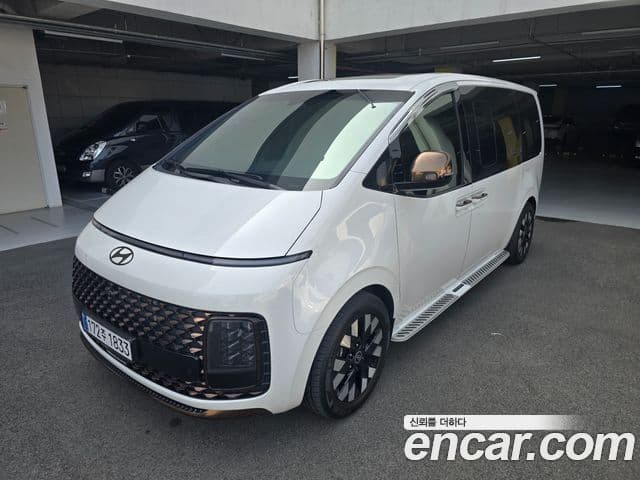 Hyundai Staria Inspiration, 2025 2