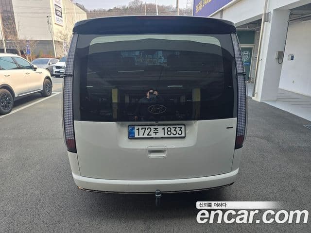 Hyundai Staria Inspiration, 2025 4