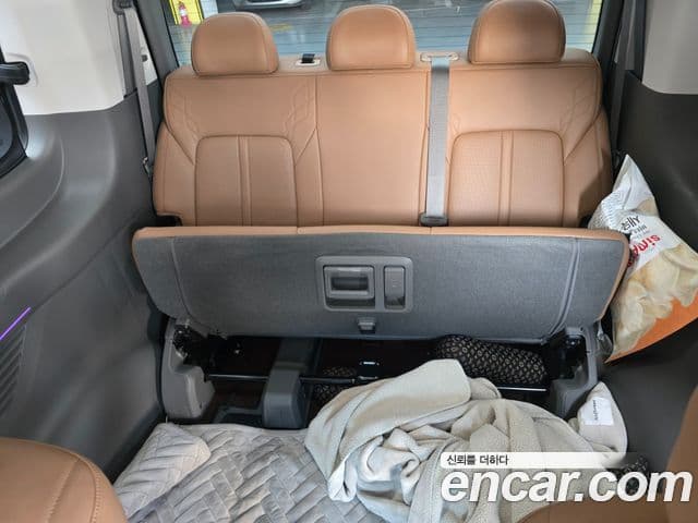 Hyundai Staria Inspiration, 2025 12