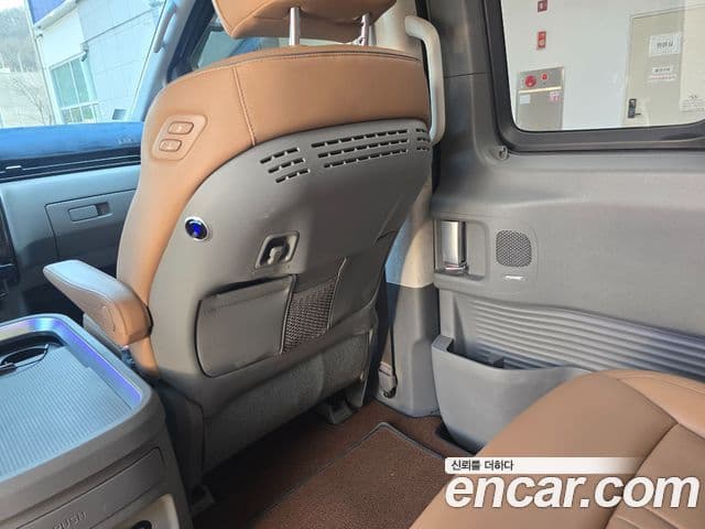 Hyundai Staria Inspiration, 2025 15