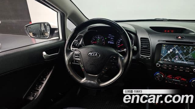 Kia K3 Luxury, 2015 13