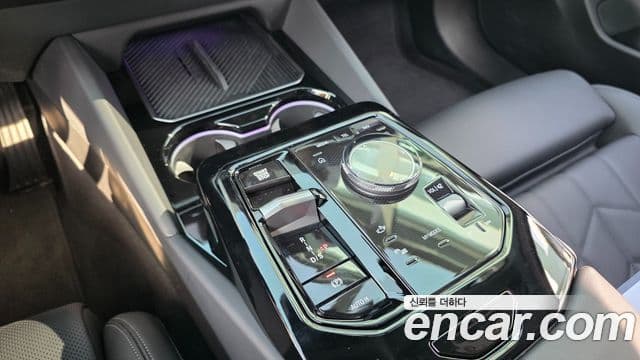 BMW 5시리즈 (G60), 2025 9