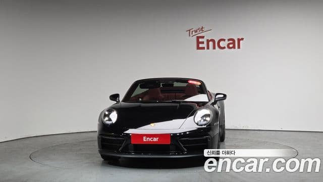 Porsche 911 (992) Carrera 4 GTS кабриолет, 2022 3