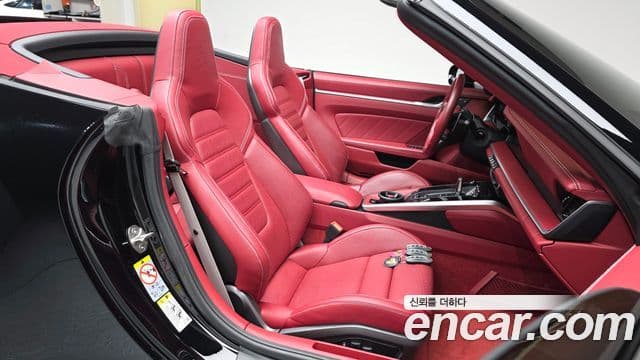 Porsche 911 (992) Carrera 4 GTS кабриолет, 2022 10