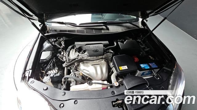 Toyota New 캠리 2.5 XLE, 2017 6