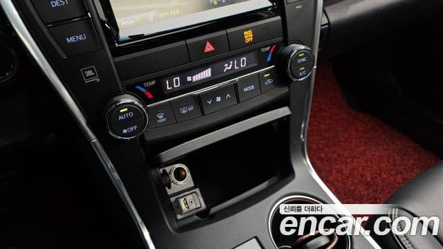 Toyota New 캠리 2.5 XLE, 2017 18