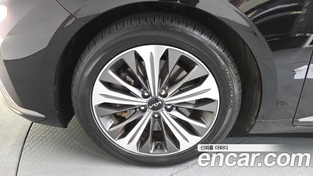 Kia K8 Noblesse, 2022 все фото