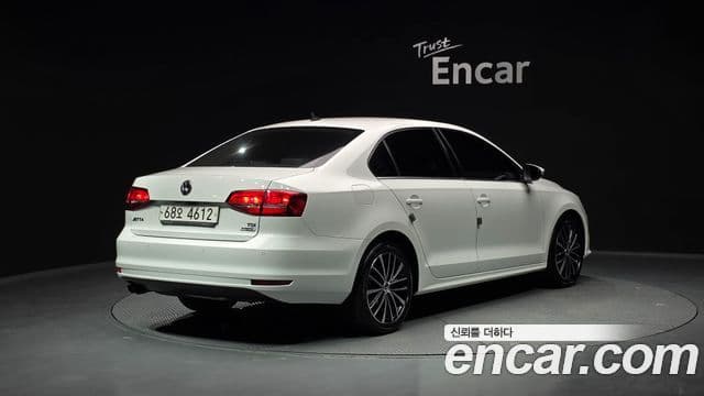 Volkswagen New Jetta 6세대, 2015 2