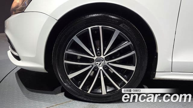 Volkswagen New Jetta 6세대, 2015 все фото