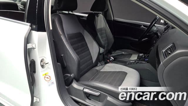 Volkswagen New Jetta 6세대, 2015 10