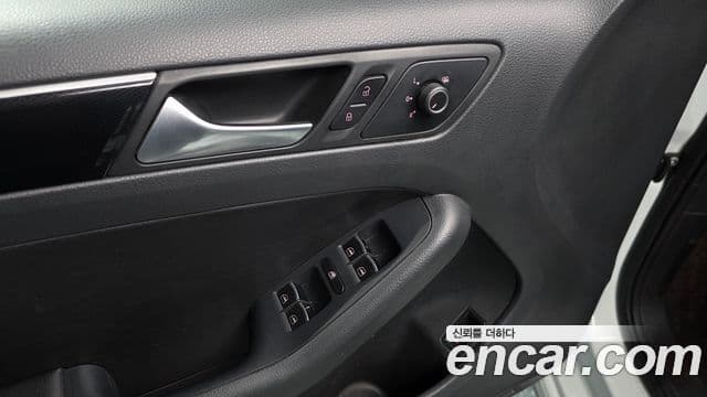 Volkswagen New Jetta 6세대, 2015 15