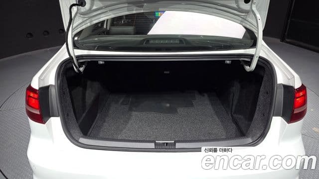 Volkswagen New Jetta 6세대, 2015 20