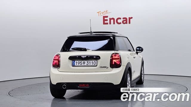 Mini Cooper D 3세대, 2019 4