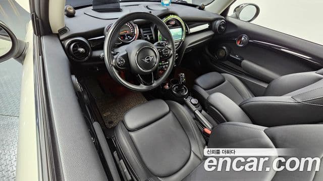 Mini Cooper D 3세대, 2019 7