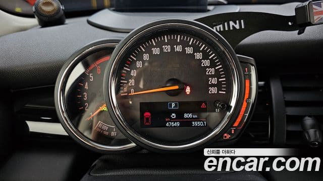 Mini Cooper D 3세대, 2019 8