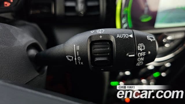 Mini Cooper D 3세대, 2019 17