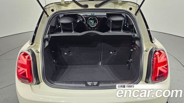 Mini Cooper D 3세대, 2019 20