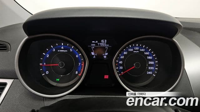 Hyundai Avante MD M16 GDI Deluxe, 2011 8