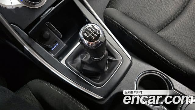 Hyundai Avante MD M16 GDI Deluxe, 2011 9