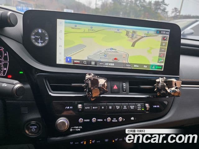 Lexus ES300h 7세대 F-Sport Design пакет, 2024 12