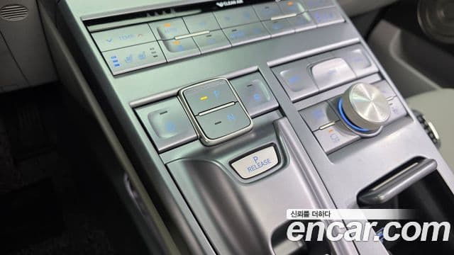 Hyundai NEXO Premium, 2020 9