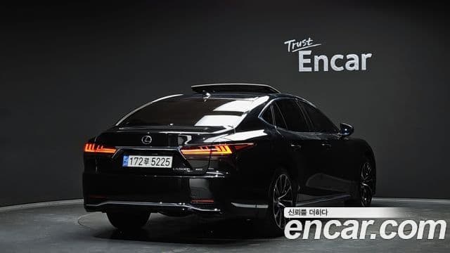 Lexus LS500h 5세대 3.5 Luxury AWD, 2023 2