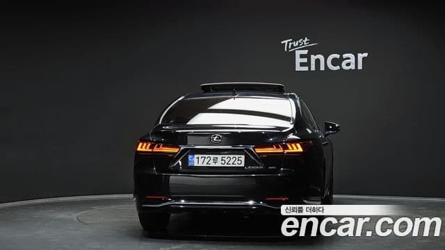Lexus LS500h 5세대 3.5 Luxury AWD, 2023 4