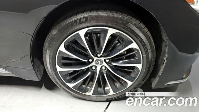 Lexus LS500h 5세대 3.5 Luxury AWD, 2023 все фото