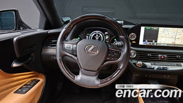 Lexus LS500h 5세대 3.5 Luxury AWD, 2023 13