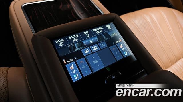 Lexus LS500h 5세대 3.5 Luxury AWD, 2023 19