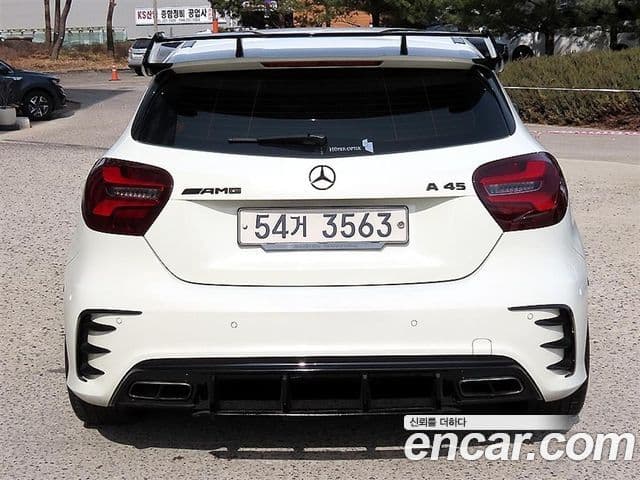 Mercedes-Benz A-класс W176 A45 AMG 4MATIC, 2018 4