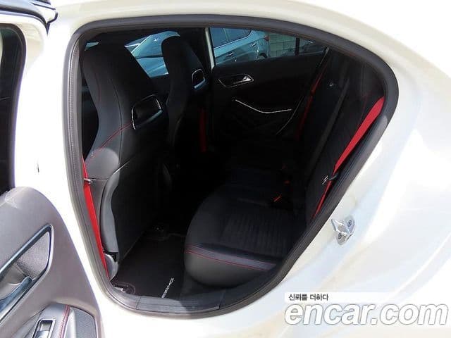 Mercedes-Benz A-класс W176 A45 AMG 4MATIC, 2018 6