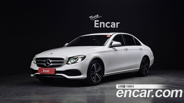 Mercedes-Benz E-класс W213 Avantgarde, 2020 1