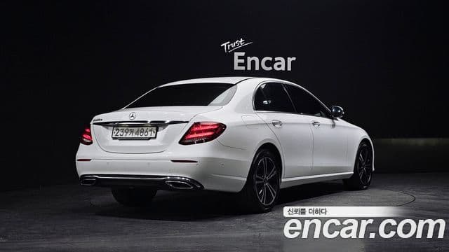Mercedes-Benz E-класс W213 Avantgarde, 2020 2
