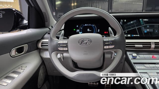 Hyundai NEXO Premium, 2020 13