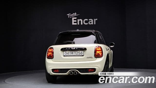 Mini Cooper S 3세대, 2020 4
