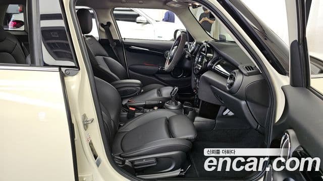 Mini Cooper S 3세대, 2020 11