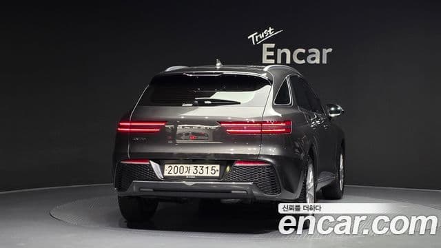 Genesis GV70, 2024 4