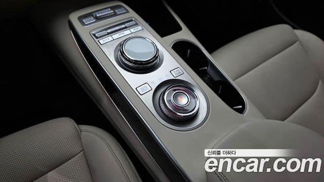 Genesis GV70, 2024 9