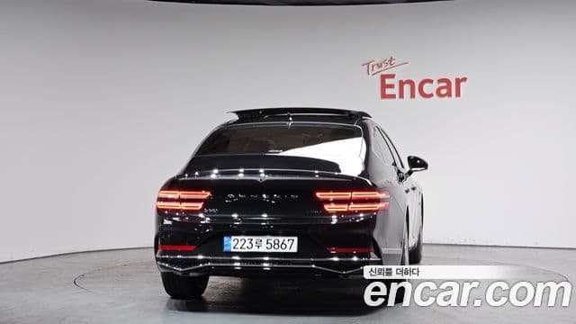 Genesis G80 (RG3) бензин 2.5 турбо AWD, 2025 4