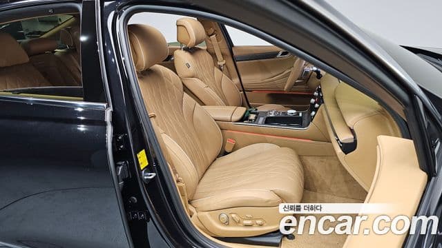 Genesis G80 (RG3) бензин 2.5 турбо AWD, 2025 10