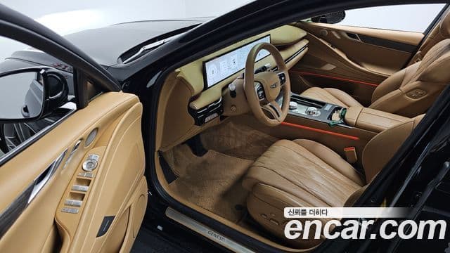 Genesis G80 (RG3) бензин 2.5 турбо AWD, 2025 11