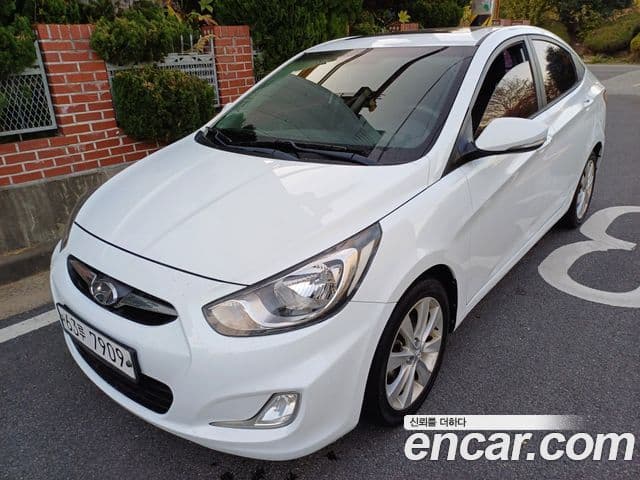 Hyundai Accent(новый кузов / новое поколение) 1.6 GDI top, 2013 1