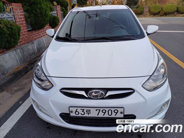 Hyundai Accent(новый кузов / новое поколение) 1.6 GDI top, 2013 2