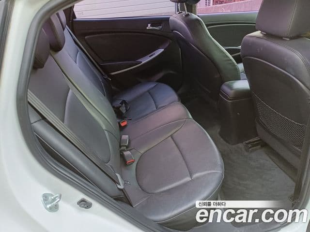 Hyundai Accent(новый кузов / новое поколение) 1.6 GDI top, 2013 все фото