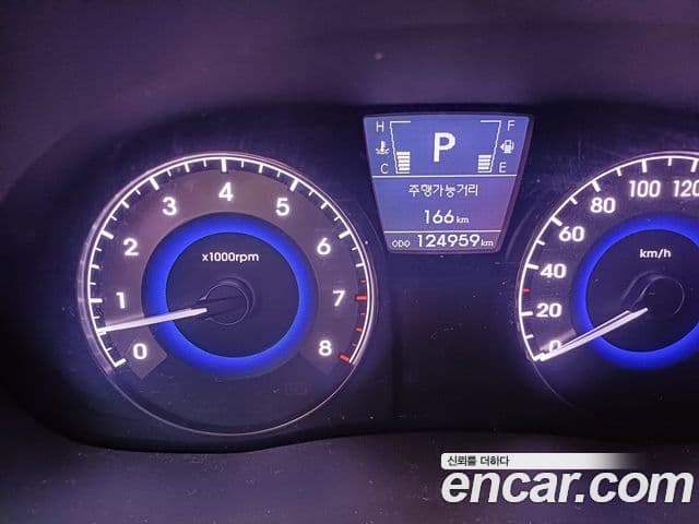 Hyundai Accent(новый кузов / новое поколение) 1.6 GDI top, 2013 9