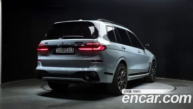 BMW X7 (G07) xDrive 40i M Sport 7인승, 2024 2
